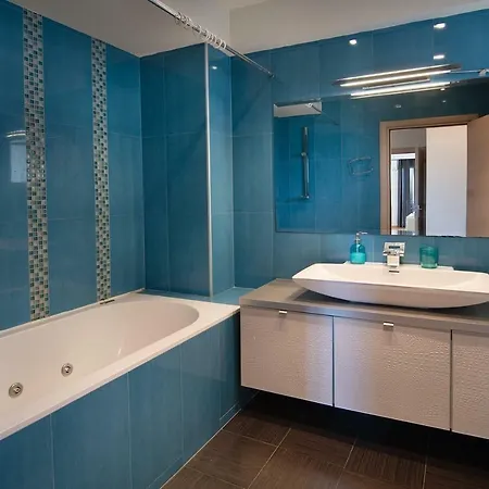 Geo”s House Апартаменты Каламата
